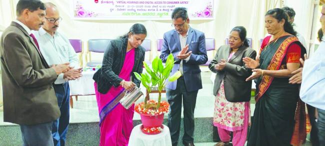 ಪ್ರತಿಯೊಬ್ಬರು ಗ್ರಾಹಕರ ತಮ್ಮ ಹಕ್ಕುಗಳ ಬಗ್ಗೆ ತಿಳಿದುಕೊಳ್ಳಿ: ನ್ಯಾ.ದಿವ್ಯಶ್ರೀ