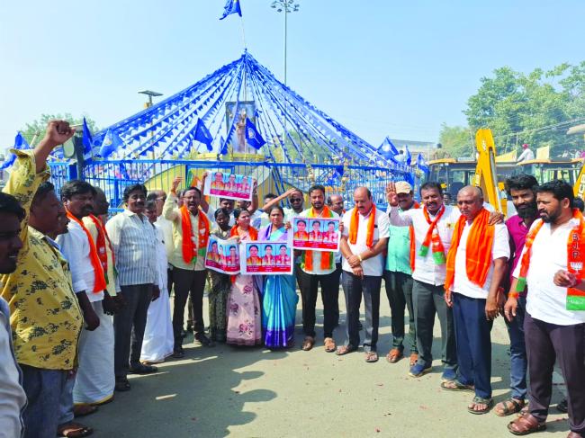 ಹಣ ಬಲ, ತೋಲ್ ಬಲದಿಂದ ಪುರಸಭೆ ಅಧಿಕಾರ : ಅಳ್ಳಳ್ಳಿ ವಿರೇಶ ಗಂಭೀರ ಆರೋಪ