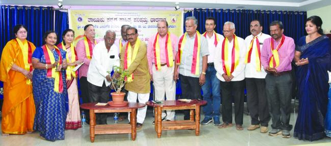 ಧಾರವಾಡ ತಾಲೂಕು ಕನ್ನಡ ಸಾಹಿತ್ಯ ಪರಿಷತ್ತು ಏರಿ​‍್ಡಸಿದ್ದ  ದತ್ತಿ ಉಪನ್ಯಾಸ ಕಾರ್ಯಕ್ರಮ