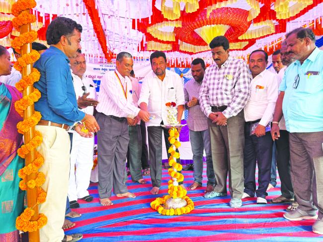 ಮಕ್ಕಳಲ್ಲಿ ಅಡಗಿರುವ ಪ್ರತಿಭೆ ಗುರುತಿಸಲು ಪ್ರತಿಭಾ ಕಾರಂಜಿ ಸಹಕಾರಿಯಾಗಿವೆ-ಪಟೇಲ್