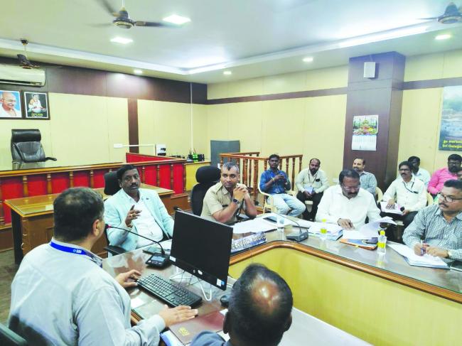 ಬ್ಯಾಂಕ್ ಶಾಖೆ-ಎಟಿಎಂಗಳಲ್ಲಿ ಅಗತ್ಯ ಭದ್ರತಾ ವ್ಯವಸ್ಥೆ ಇರಬೇಕು -ಜಿಲ್ಲಾಧಿಕಾರಿ ಡಾ.ವಿಜಯಮಹಾಂತೇಶ ದಾನಮ್ಮನವರ 