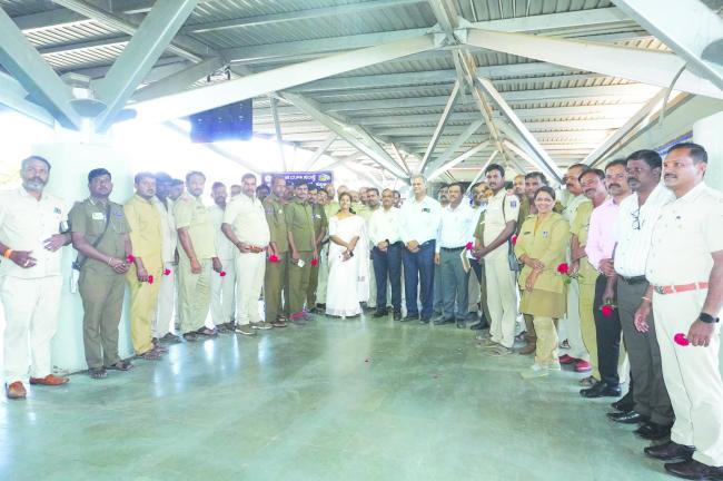 ಮಹಿಳೆಯರಿಗೆ ಬಹಳಷ್ಟು ಸೌಲಭ್ಯಗಳನ್ನು ನೀಡಲಾಗಿದೆ- ಜಿಲ್ಲಾಧಿಕಾರಿ ನಲಿಲ್ ಅತುಲ್