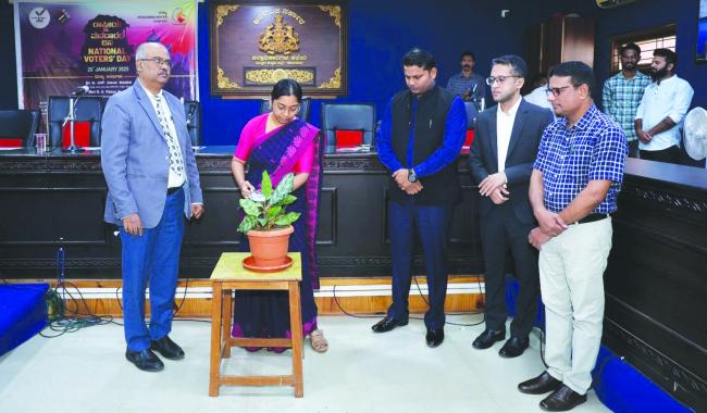 ಆಮಿಷಗಳಿಗೆ ಬಲಿಯಾಗದೆ ಮತದಾನ ಮಾಡಿ : ನ್ಯಾಯಾಧೀಶ ವಿಜಯ ಕುಮಾರ್‌