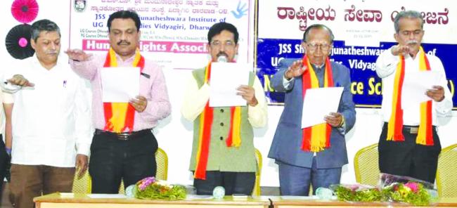 ರಾಷ್ಟ್ರವನ್ನು ಮುನ್ನಡೆಸಲು ಸಮರ್ಥ ನಾಯಕರನ್ನು ಆಯ್ಕೆ ಮಾಡಿ : ಡಾ. ಅಜಿತ ಪ್ರಸಾದ 