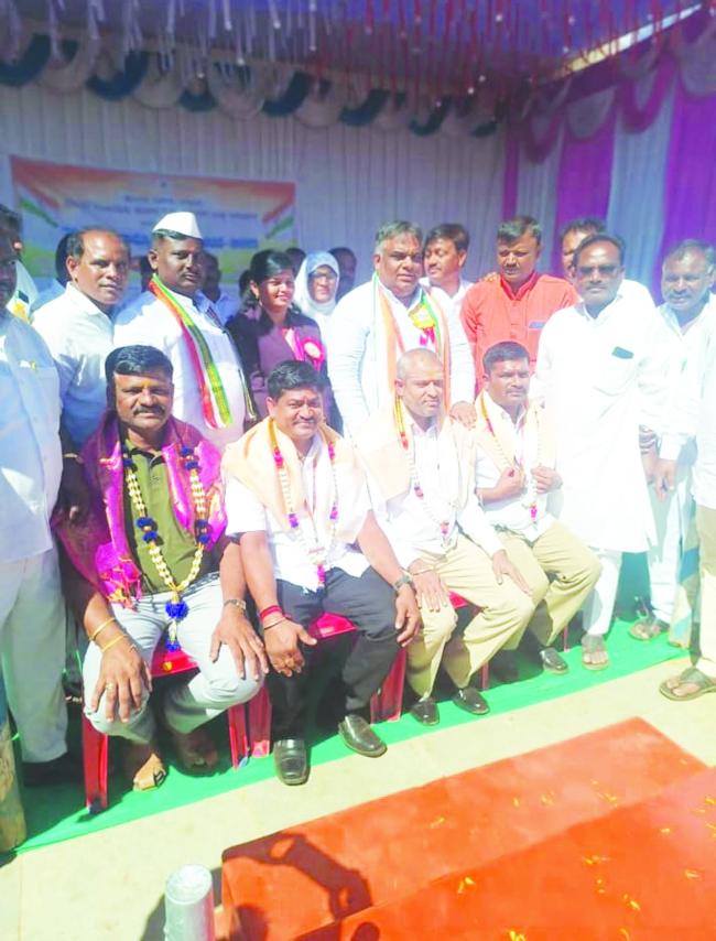 ಶಾಸಕರಿಂದ ವಾಹನ ಚಾಲಕರಿಗೆ ಸನ್ಮಾನ