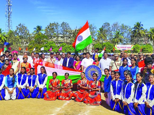ಸಂವಿಧಾನದಿಂದ ಸಮಾಜದ ಕಟ್ಟ ಕಡೆಯ ವ್ಯಕ್ತಿಗೂ ನೆಮ್ಮದಿಯ ಜೀವನ: ಸಚಿವ ಮಂಕಾಳ ವೈದ್ಯ