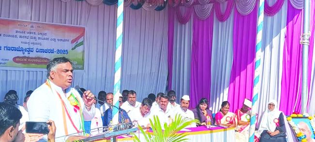 ಸರ್ವರಿಗೂ ಸಮಾನ ಅವಕಾಶ ಕಲ್ಪಿಸಿದ ಅಂಬೇಡ್ಕರ ಸಂವಿಧಾನ : ಯಾಶೀರಖಾನ