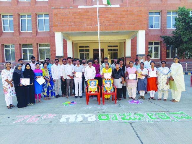 ದೇಶಭಿಮಾನ ಬೆಳೆಸುವಲ್ಲಿ ಶಿಕ್ಷಕರ ಪಾತ್ರ ದೊಡ್ಡದು : ಕುಲಪತಿ ಪ್ರೊ.ಬಿ.ಕೆ ರವಿ