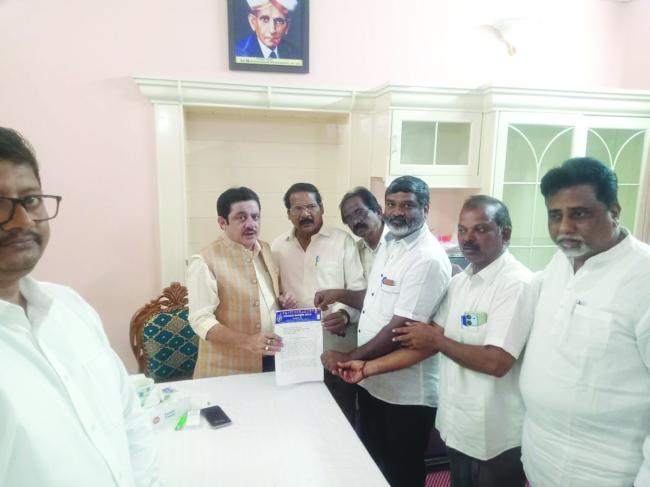 ಪುನೀತ್ ರಾಜಕುಮಾರ್ ಕ್ರೀಡಾಂಗಣದಲ್ಲಿಯ ಧ್ವಜ ಸ್ತಂಭ ಸ್ಥಳಾಂತರಕ್ಕೆ ಮನವಿ 