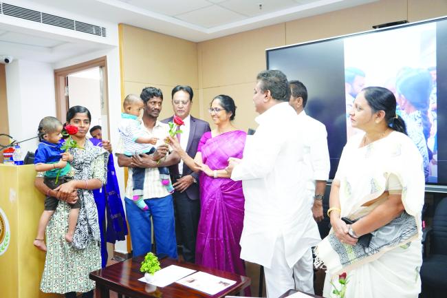 ಮೂಲಸೌಲಭ್ಯ ಅಭಿವೃದ್ಧಿ : ಇದರಿಂದ ಬಡ ಮತ್ತು ಕೂಲಿಕಾರ್ಮಿಕರ ಮಕ್ಕಳಿಗೆ ಸಾಕಷ್ಟು ಅನುಕೂಲಾವಾಗಿದೆ 