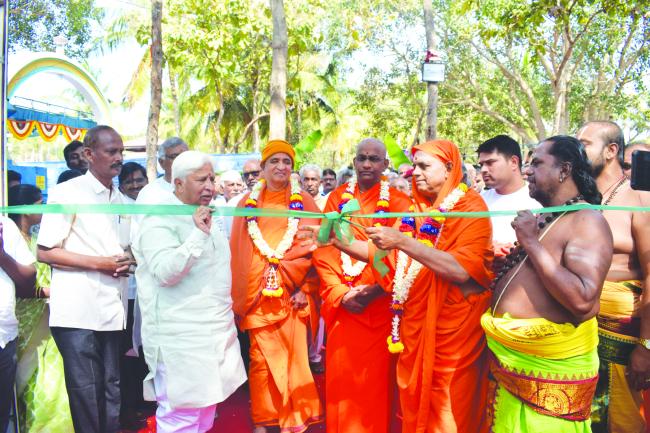 ಜನಮನ ಸೆಳೆದ ಕೃಷಿ ತಂತ್ರಜ್ಞಾನ ಹಾಗೂ ಯಂತ್ರೋಪಕರಣಗಳ ವಸ್ತು ಪ್ರದರ್ಶನ 