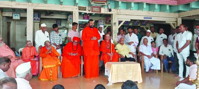 ಉಚಿತ ಆರೋಗ್ಯ ತಪಾಸಣೆ ಶಿಬಿರ ಹಾಗೂ ಸ್ವಯಂ ರಕ್ತದಾನ ಶಿಬಿರ ಉದ್ಘಾಟನೆ