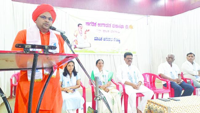 ಏಕದೇವೋಪಾಸಕರಾಗಿದ್ದರು ಬಸವಾದಿ ಶರಣರು: ಡಾ. ಅಲ್ಲಮಪ್ರಭುಶ್ರೀ
