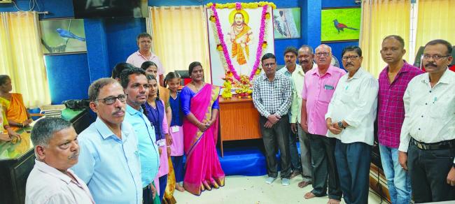 ಮಾಚದೇವನ ಜಯಂತಿ ಆಚರಣೆ :ಮಡಿವಾಳ ಮಾಚಿದೇವ ವಚನ ಸಾಹಿತ್ಯದ ರಕ್ಷಕ : ಅಪರ ಜಿಲ್ಲಾಧಿಕಾರಿ