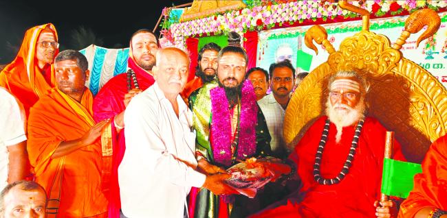 ಕ್ರಿಯಾಶೀಲ ಬದುಕು ಜೀವನ ಶ್ರೇಯಸ್ಸಿಗೆ ಮೂಲ: ರಂಭಾಪುರಿಶ್ರೀ