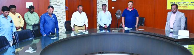 ಹುತಾತ್ಮರ ದಿನಾಚರಣೆಗೆ ಮೌನಾಚರಣೆ