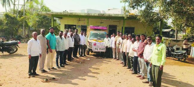 ಕೊಪ್ಪಳ ಗವಿಮಠಕ್ಕೆ 41 ಕ್ವಿಂಟಲ್ ಅಕ್ಕಿ ದೇಣಿಗೆ