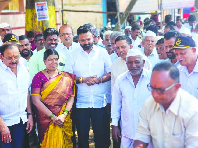 ಅನಾರೋಗ್ಯದಲ್ಲೂ ಸಚಿವೆ ಲಕ್ಷ್ಮೀ ಹೆಬ್ಬಾಳಕರ್ ಗೆ ಅಭಿವೃದ್ಧಿಯದ್ದೇ ಚಿಂತೆ - ಚನ್ನರಾಜ ಹಟ್ಟಿಹೊಳಿ