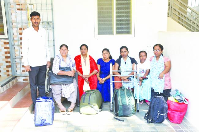  ಭಾರತ ವಿದ್ಯಾರ್ಥಿ ಫೆಡರೇಷನ್ (ಎಸ್‌ಎಫ್‌ಐ) ಹಾಗೂ ಅಂಗವಿಕಲ ಒಕ್ಕೂಟದ ಸಾಮಾಜಿಕ ಕಾರ್ಯಕರ್ತೆ ಸ್ಥಳಕ್ಕೆ   ಅನ್ಯಾಯ