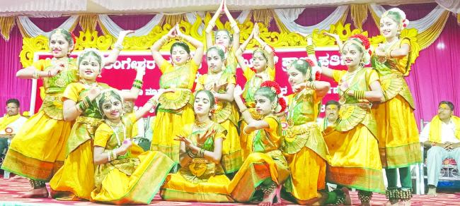 ಸುಜನಿ ಮಕ್ಕಳಿಂದ ಭರತನಾಟ್ಯ