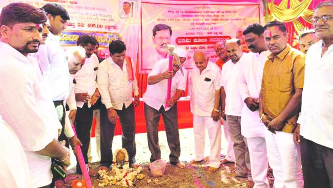 ಕ್ಷೇತ್ರದ ಸರ್ವಾಂಗೀಣ ಅಭಿವೃದ್ಧಿಗೆ ಆಧ್ಯತೆ-ಕಟಕಧೋಂಡ