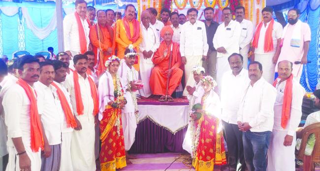 ಚಿಕ್ಕೇನಕೊಪ್ಪ ಶರಣರ ಪುಣ್ಯ ಸ್ಮರಣೋತ್ಸವ ಅಂಗವಾಗಿ ಸಾಮೂಹಿಕ ವಿವಾಹ