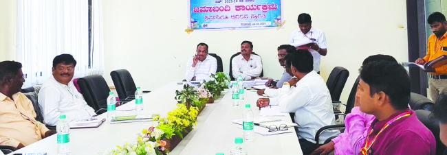 ತೆರಿಗೆ ವಸೂಲಾತಿ ಅಭಿಯಾನ ಯಶಸ್ವಿಗೊಳಿಸಿ: ಅಡವಿಮಠ 