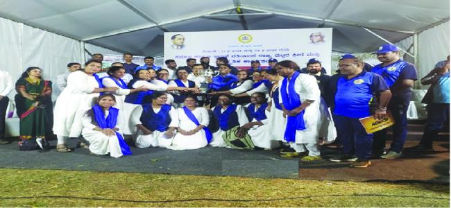 ಸಮಾಜ ಕಲ್ಯಾಣ ಇಲಾಖೆಯ ಮಹಿಳಾ ಸಿಬ್ಬಂದಿಗಳ ಕ್ರೀಡಾಕೂಟದಲ್ಲಿ ರಾಜ್ಯ ಮಟ್ಟಕ್ಕೆ ಆಯ್ಕೆ