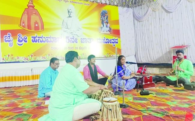 ಸಂಗೀತ ಮನಸ್ಸನ್ನು ಪುಳಕಿತಗೊಳಿಸುವ ಸಾಧನ...