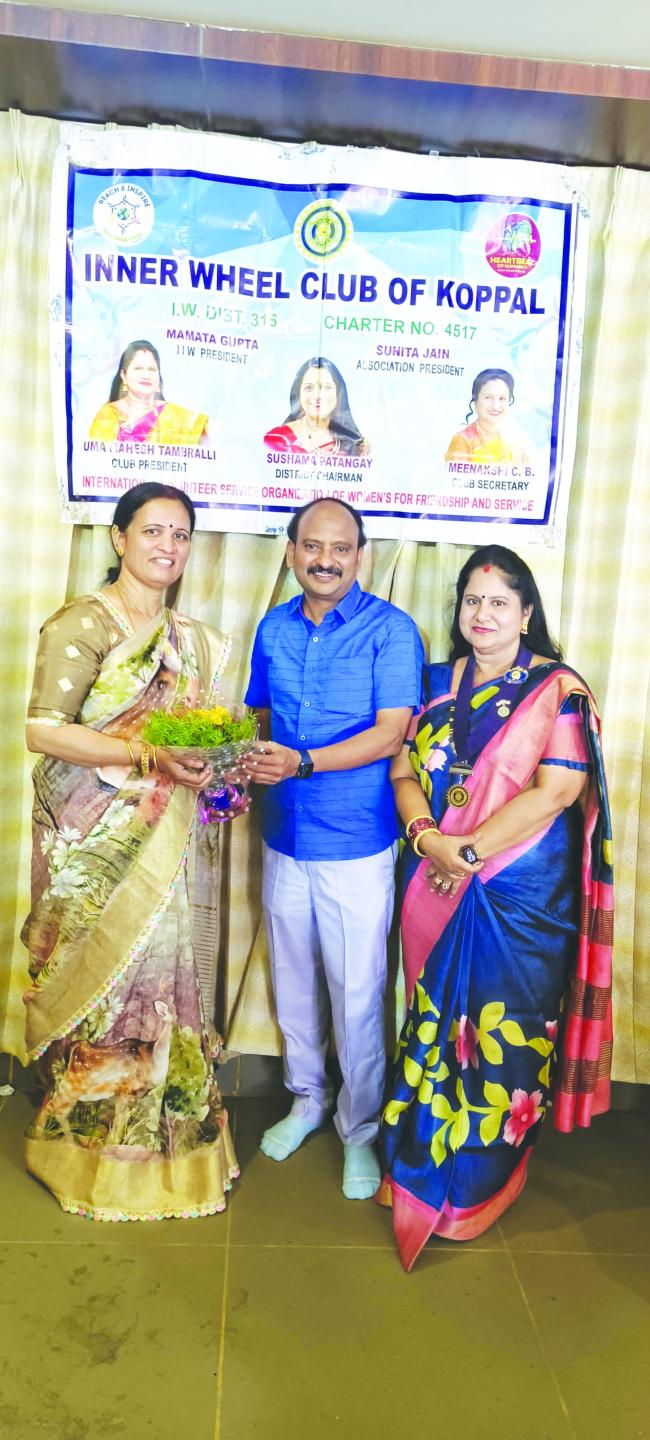 ಶರಣಮ್ಮ ಪಾಟೀಲ್ ಗೆ ಮಹೇಶ್ ತಂಬ್ರಳ್ಳಿ ದಂಪತಿಗಳಿಂದ ಸನ್ಮಾನ