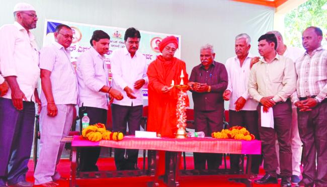 ದ್ವಿತೀಯ ಪಿ.ಯು ವಿದ್ಯಾರ್ಥಿಗಳ ಬೀಳ್ಕೊಡುಗೆ