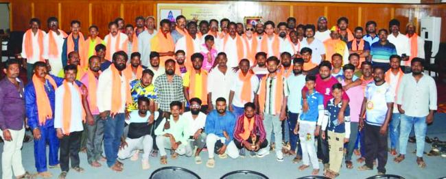 ಸವಿತಾ ಮಹರ್ಷಿ ಸಮಾಜದ ಹಕ್ಕಗಳ ರಕ್ಷಣಾ ಕಾಯ್ದೆ ಜಾರಿಗಾಗಿ ಕೃಷ್ಣಾ ಹಡಪದ ಒತ್ತಾಯ