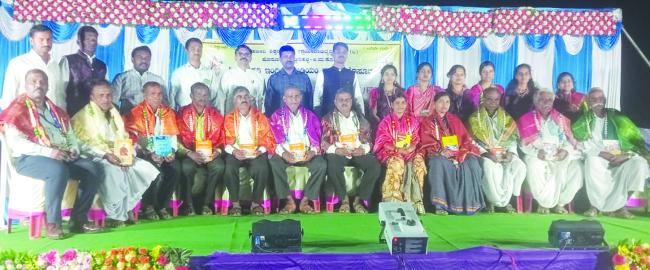 ಸಂಸ್ಕಾರ, ಸಂಸ್ಕೃತಿ  ಅಳವಡಿಸಿದಾಗ ಭವಿಷ್ಯದಲ್ಲಿ ಯಶಸ್ವಿ ಕಾಣಲು ಸಾಧ್ಯವಿದೆ: ದೊಡ್ಡಗೌಡ್ರ 