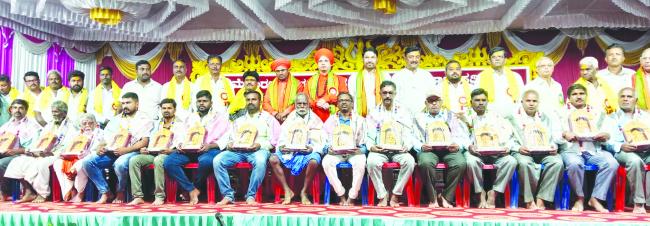 ದುಡಿದು ದಾಸೋಹ ಮಾಡುವುದು ಶ್ರೇಷ್ಠವಾದದ್ದು  : ಶಾಂತಬೀಷ್ಮ ಚೌಡಯ್ಯ ಶ್ರೀಗಳು,