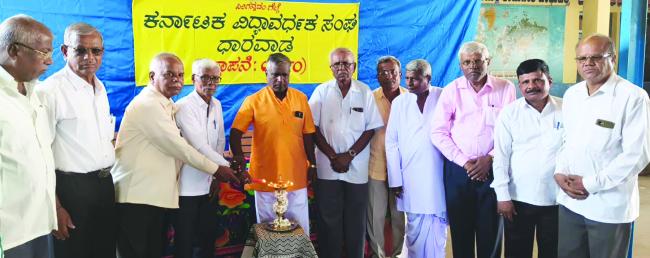 ವಿದ್ಯಾರ್ಥಿಗಳು ಪರೀಕ್ಷೆಗಳ ಬಗ್ಗೆ ಭಯ ಬೇಡ: ಸಾಧನೆ ಮಾಡಿಯೇ ಮಾಡುತ್ತೇನೆಂಬ ಆತ್ಮವಿಶ್ವಾಸ ಬೇಕು