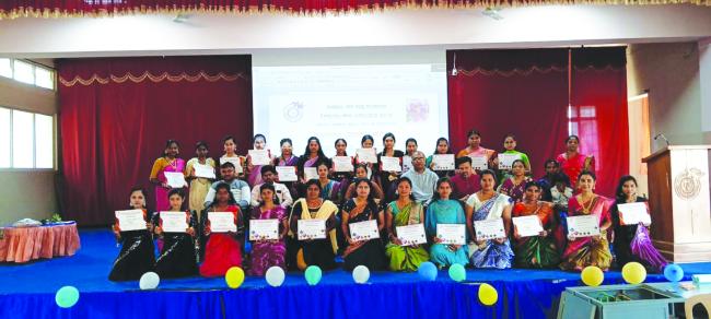 ಆರೆವರ್ಕ, ಹೊಲಿಗೆ ತರಭೇತಿ ಮುಗಿಸಿದ  ವಿದ್ಯಾರ್ಥಿಗಳಿಗೆ ಪ್ರಮಾಣ ಪತ್ರ ವಿತರಣೆ