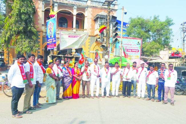 ದೆಹಲಿಯಲ್ಲಿ ಬಿಜೆಪಿ ಜಯಭೇರಿ: ಬ್ಯಾಡಗಿಯಲ್ಲಿ ಸಂಭ್ರಮಾಚರಣೆ