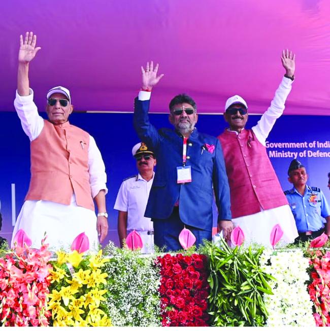 ಏರೋ ಇಂಡಿಯಾ 2025 ವೈಮಾನಿಕ ಪ್ರದರ್ಶನ ಉದ್ಘಾಟಿಸಿದ ರಾಜನಾಥ್ ಸಿಂಗ್