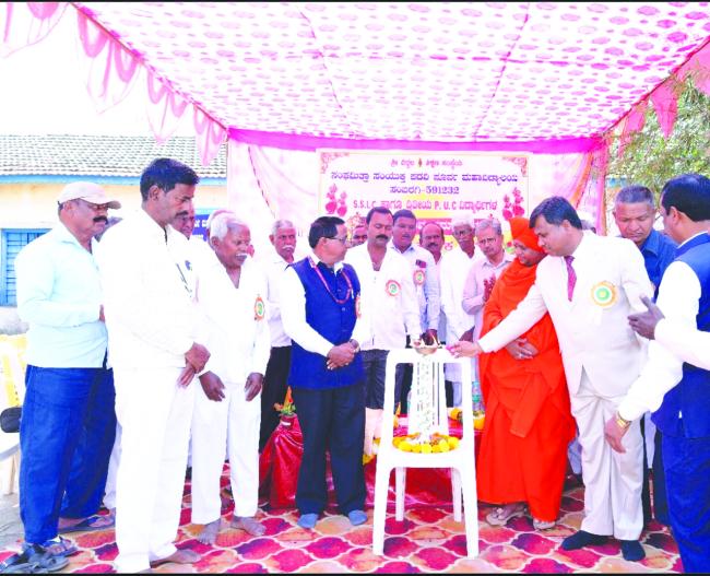 ಪಟ್ಟಣಕ್ಕಿಂತ ಗ್ರಾಮೀಣ ಭಾಗದಲ್ಲಿ ಶಿಕ್ಷಣ ಒಳ್ಳೆಗುಣಮಟ್ಟದ್ದಾಗಿರುತ್ತದೆ: ನ್ಯಾ. ಬನಸೋಡೆ 