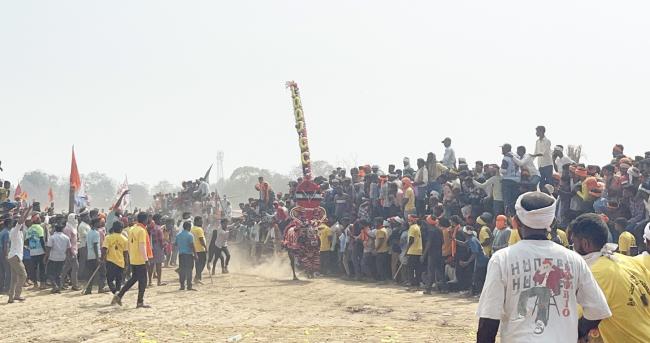 ಹುಚ್ಚೆಬ್ಬಿಸೋ ಹೋರಿ ಹಬ್ಬದಲ್ಲಿ ಮುಳುಗೆದ್ದ ಮುಂಡಗೋಡು