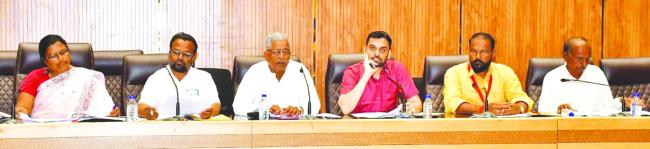 ಜಿಲ್ಲಾಮಟ್ಟದ ಗ್ಯಾರಂಟಿ ಯೋಜನೆಗಳ ಅನುಷ್ಠಾನ ಸಮಿತಿ ಸಭೆ 