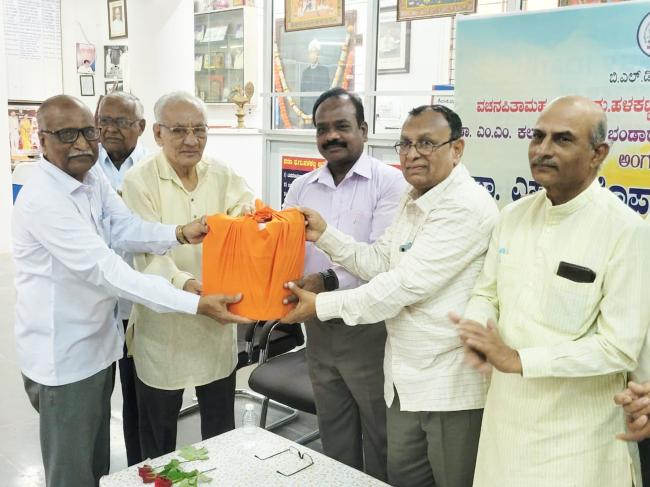 ಡಾ. ಎಸ್‌.ಕೆ.ಕೊಪ್ಪಾ ಅವರ ಬದುಕು - ಬರಹ ಮಾದರೀಯ 