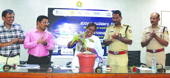 ಅಂತರ್ಜಾಲ ಬಳಕೆಯಲ್ಲಿ ಸುರಕ್ಷತೆ& ಜಾಗೃತಿ ಅಗತ್ಯ : ಜಿಲ್ಲಾಧಿಕಾರಿ ಜಾನಕಿ ಕೆ.ಎಂ