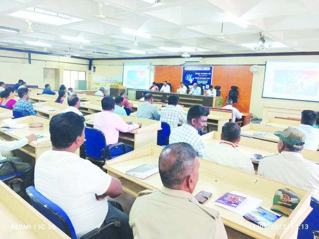 ಅತ್ಯಂತ ಜಾಗರೂಕತೆಯಿಂದ ಇಂಟರ್ನೆಟ್ ಬಳಸಬೇಕು -ಅಪರ ಜಿಲ್ಲಾಧಿಕಾರಿ ಡಾ.ನಾಗರಾಜ ಎಲ್‌