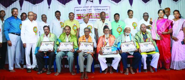 ನಿವೃತ್ತ ನೌಕರರ ಸಂಘಕ್ಕೆ ನಿವೇಶನ ಕಲ್ಪಿಸುವ ಭರವಸೆ ನೀಡಿದ ಶಾಸಕ ಗಣೇಶ