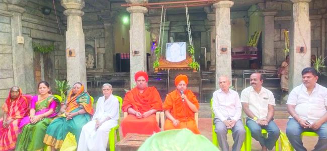 ಧ್ವಜಾರೋಹಣದೊಂದಿಗೆ ಗವಿಸಿದ್ದೇಶ್ವರ ಜಾತ್ರೆಗೆ ಚಾಲನೆ  