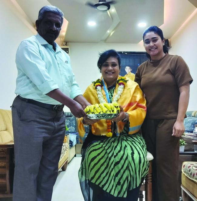 ಅರ್ಬನ್ ಕೋ ಆಪರೇಟಿವ್ ಬ್ಯಾಂಕಿನ ನಿರ್ದೇಶಕ ಮಂಡಳಿಯ ಚುನಾವಣೆಯಲ್ಲಿ ನಿರ್ದೇಶಕರಾಗಿ ಆಯ್ಕೆ