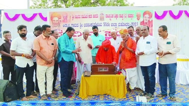 ಕಿನ್ನಾಳ : ಜನಮನ ಸೆಳೆದ ಸಂಗೀತ ಸಂಭ್ರಮ