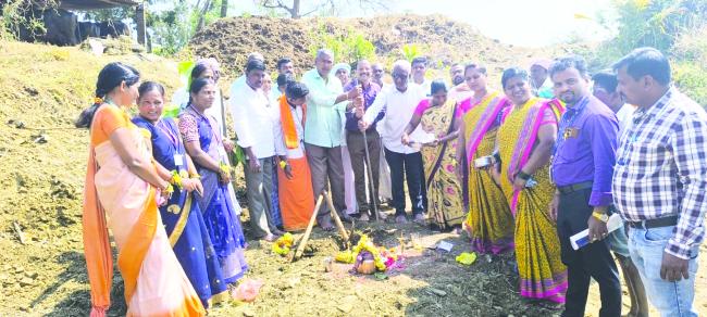 ಕೆರೆಕಟ್ಟೆಗಳ ಅಭಿವೃದ್ಧಿ ಮತ್ತು ನಿರ್ಮಾಣ ಗ್ರಾಮೀಣ ಸಂಸ್ಕೃತಿಯ ಪ್ರತಿಕ: ವೀರಭದ್ರಪ್ಪ  