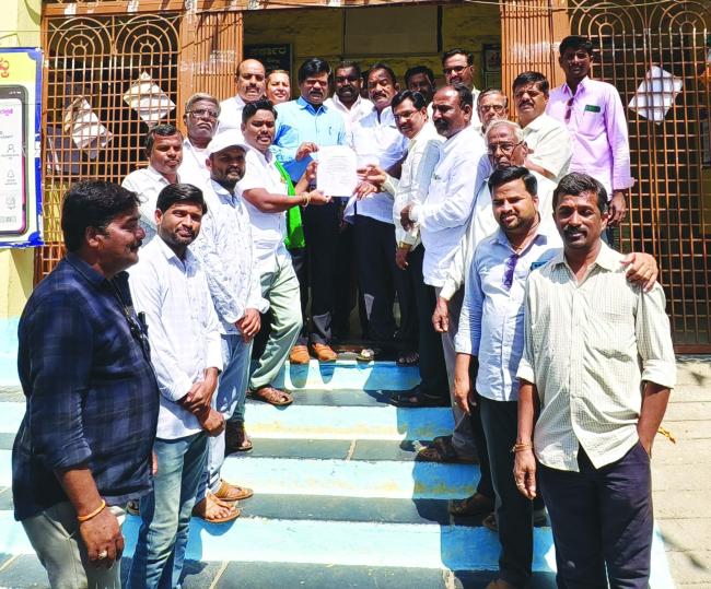 ಕಿತ್ತೂರುರಾಣಿ ಚೆನ್ನಮ್ಮ ವೃತ್ತ ಅಭಿವೃದ್ಧಿಪಡಿಸುವಂತೆ ಒತ್ತಾಯ